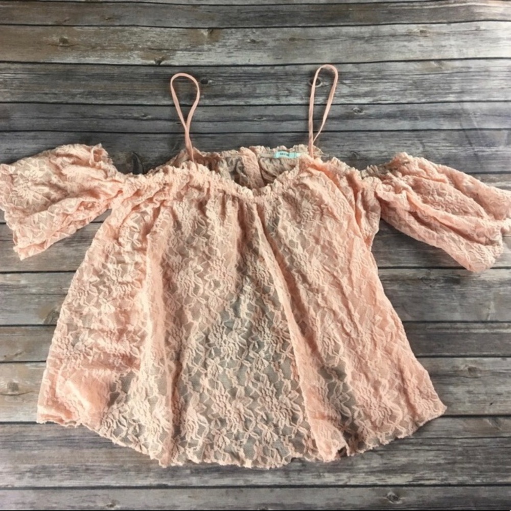 Urban outfitters lace peach top by kimchi blue